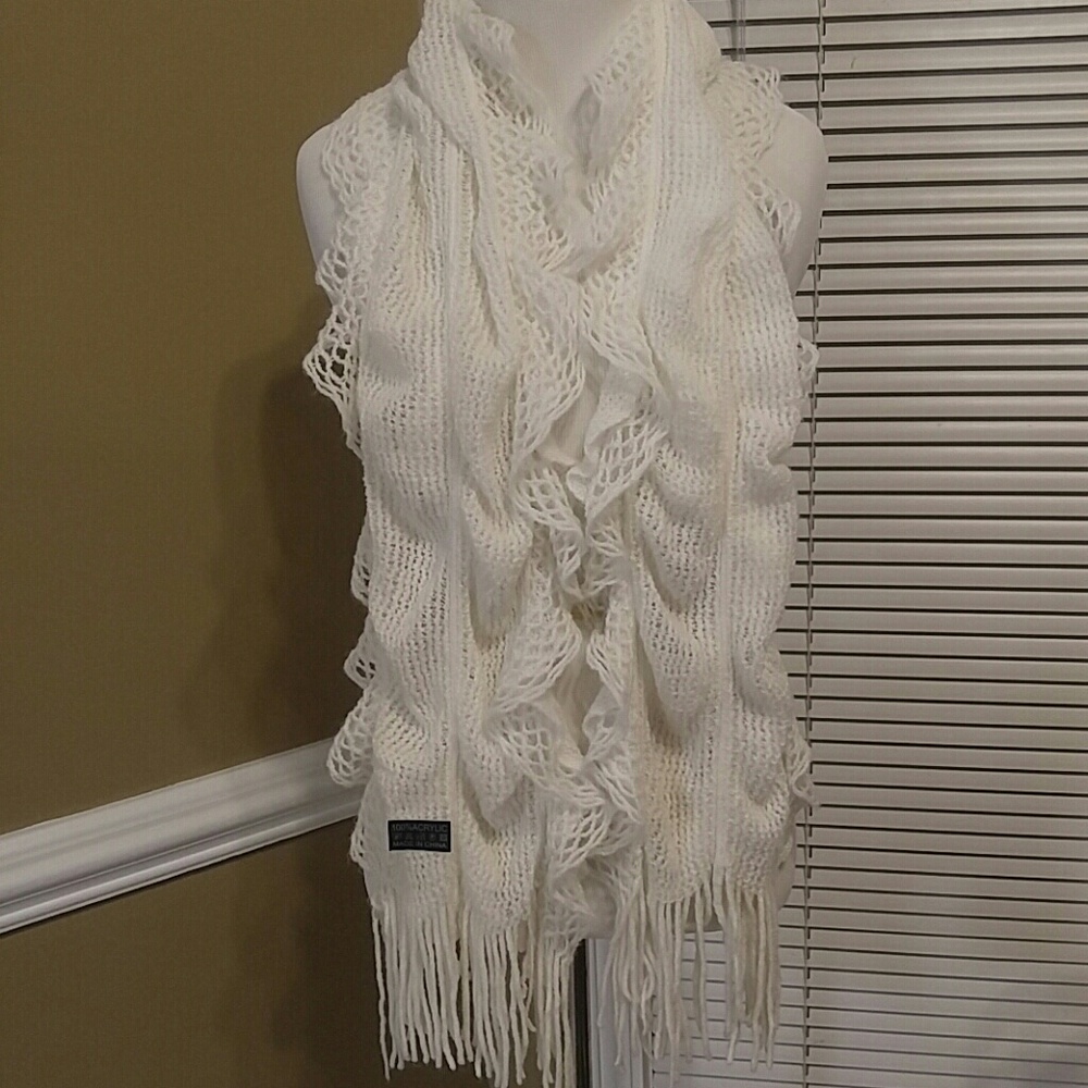 ✨White Scarf✨